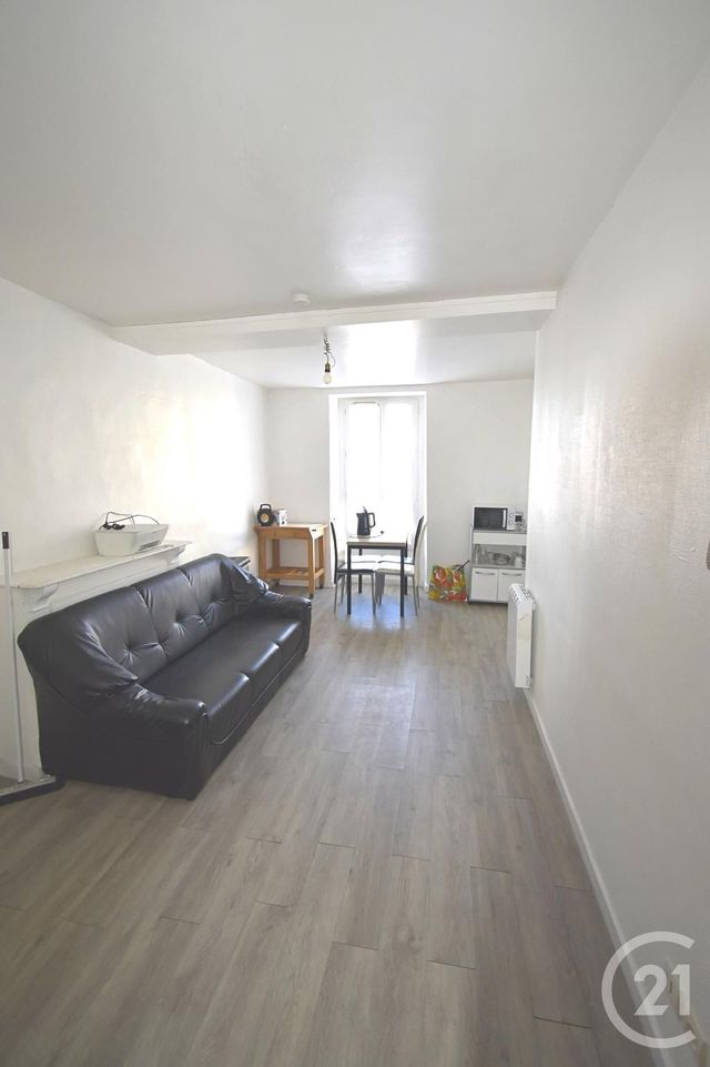 Appartement à louer - 2 pièces - 32 m2 - Laval - 53 - PAYS-DE-LOIRE